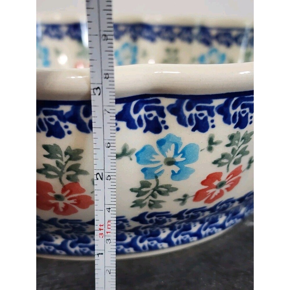 Polish Pottery Boleslawiec Hand Made Rare Scalloped Edge Large Bowl 2/200 New - Picture 6 of 12